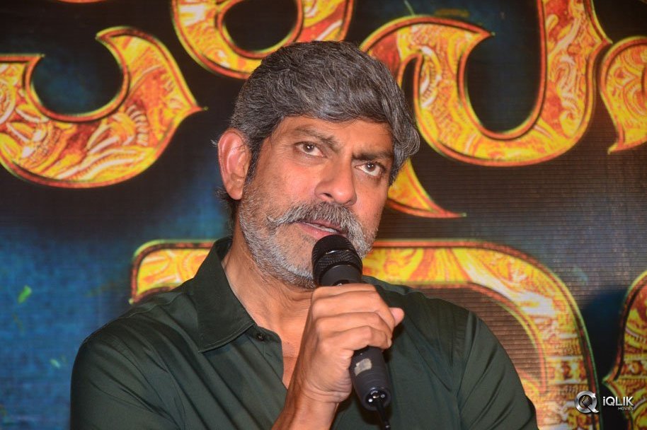 Jaya-Janaki-Nayaka-Movie-Logo-Launch